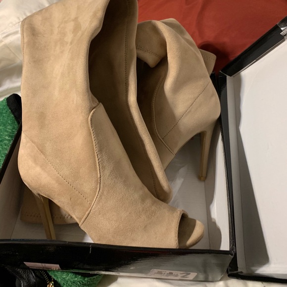 Tan over the knee vegan suede boots size 8 - Picture 4 of 5